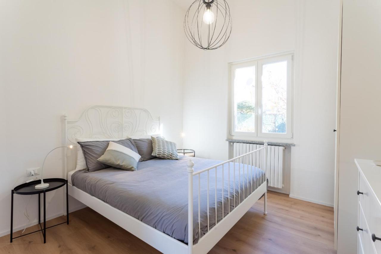 Lovely Corner In The Heart Of The Lake By Rent All Como Zewnętrze zdjęcie